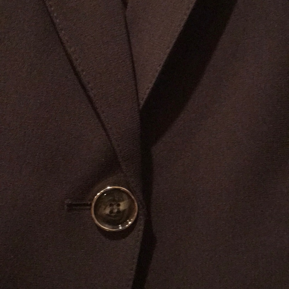 Blazer - Picture 3 of 3